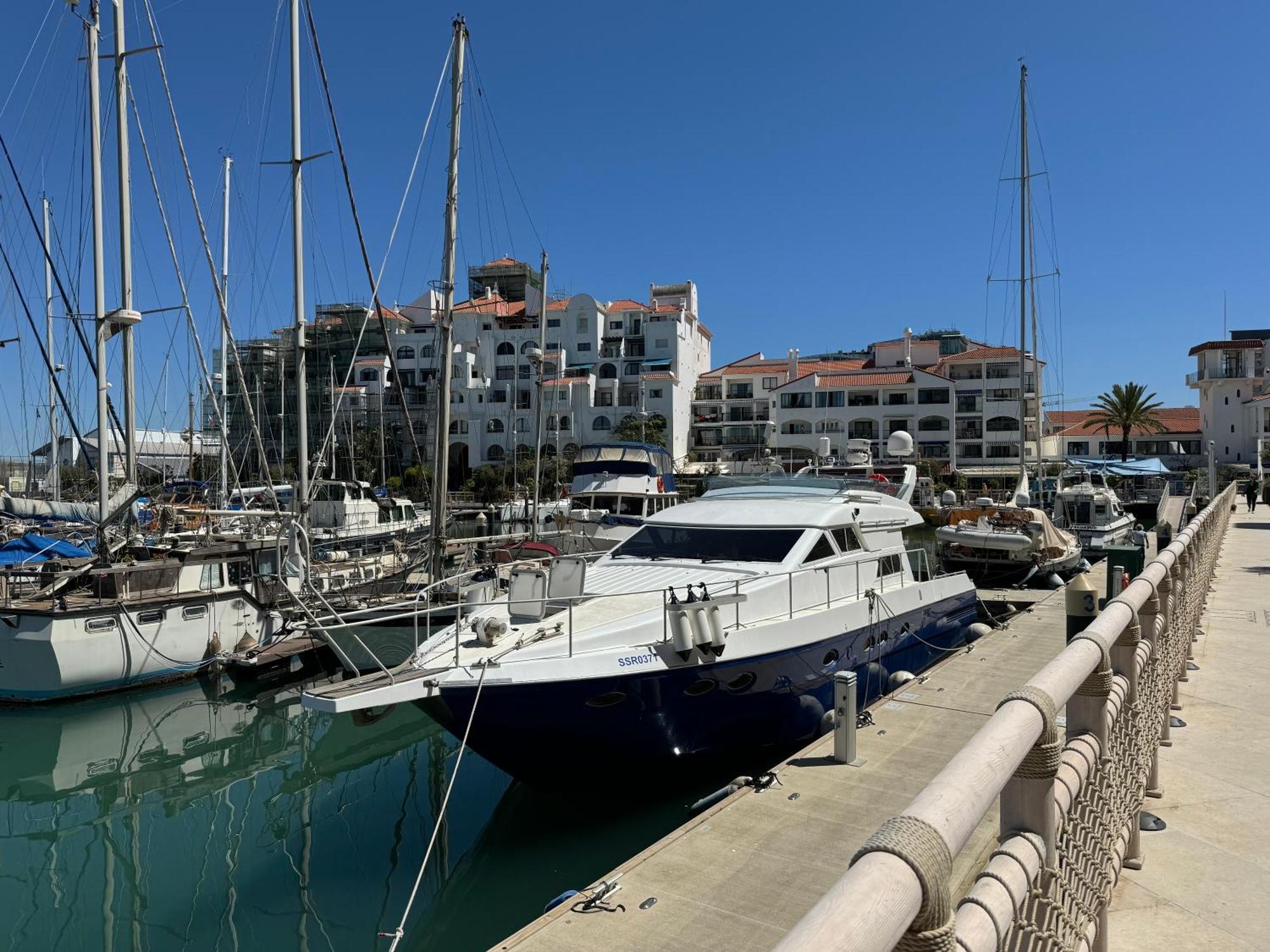 Marina Club Luxury Private Studio With Pool And Incredible Views Gibraltar Eksteriør bilde