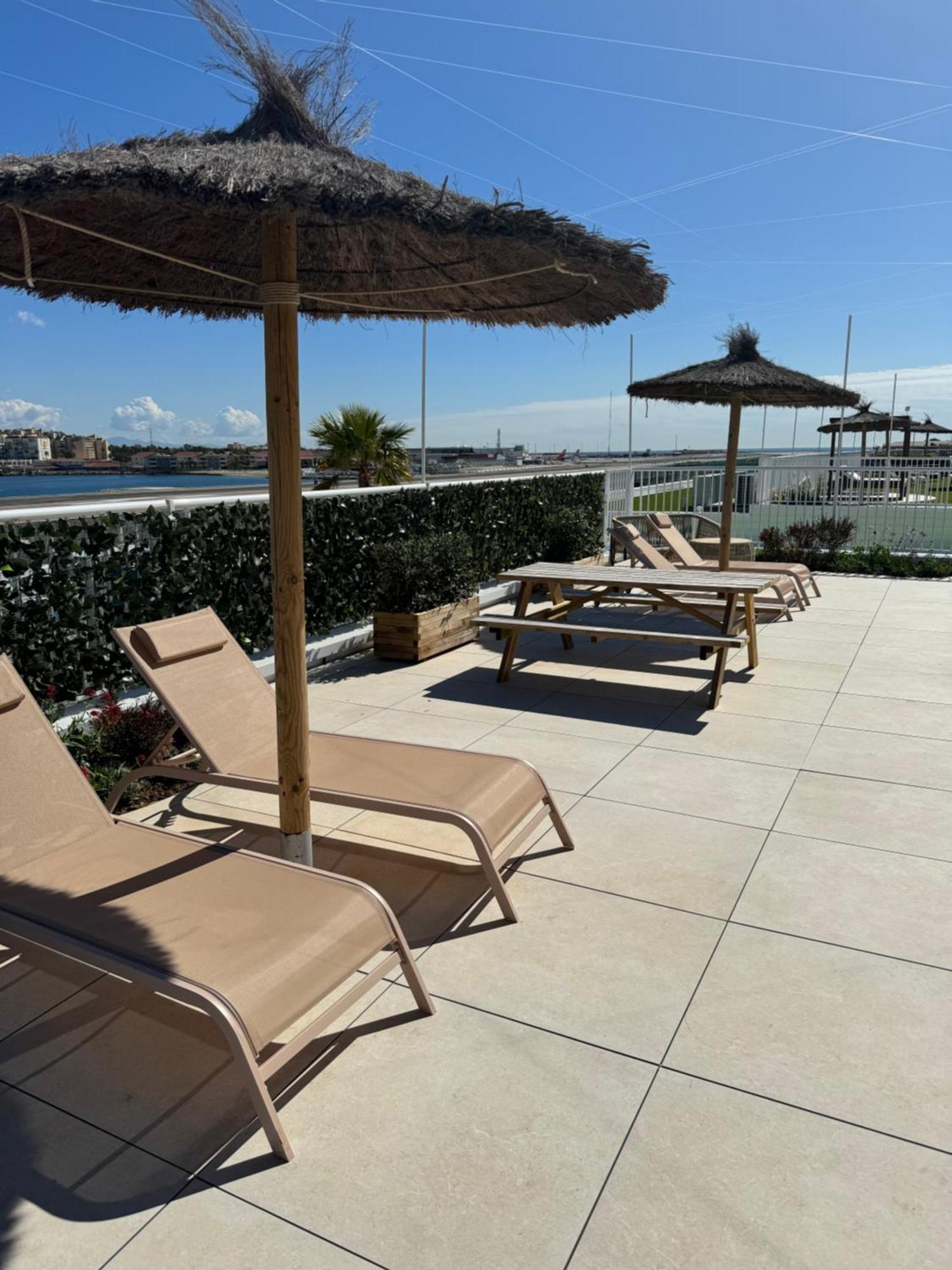 Marina Club Luxury Private Studio With Pool And Incredible Views Gibraltar Eksteriør bilde