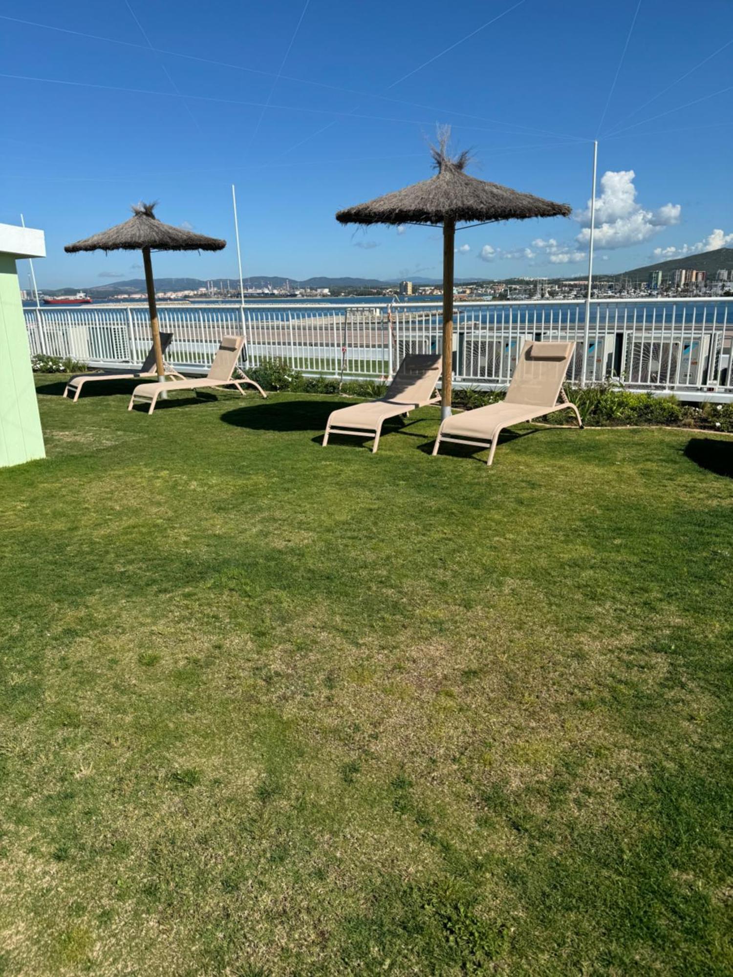 Marina Club Luxury Private Studio With Pool And Incredible Views Gibraltar Eksteriør bilde