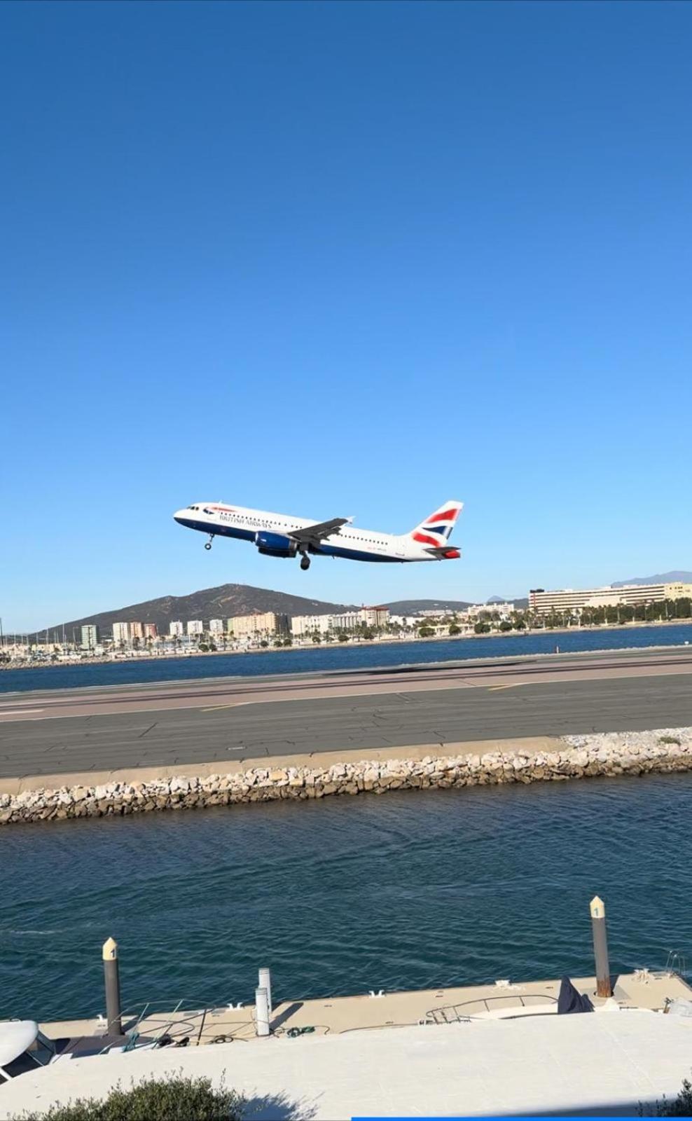 Marina Club Luxury Private Studio With Pool And Incredible Views Gibraltar Eksteriør bilde
